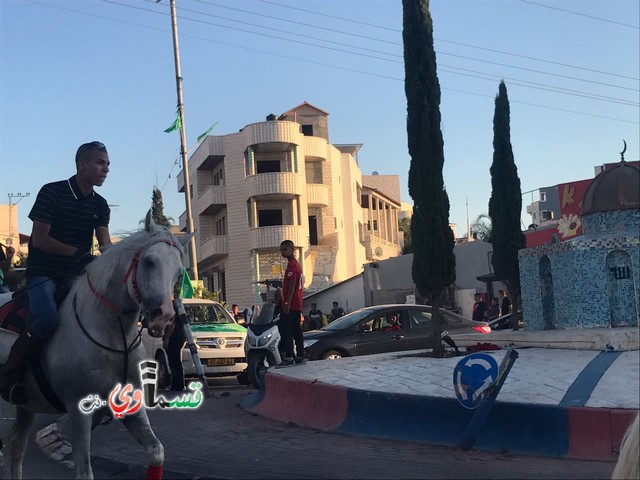 فيديو : الخياله القسماوية تجوب شوارع المدينة في مسيرة احتفالية بقدوم شهر رمضان المبارك 